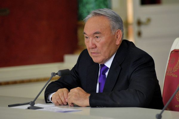 Н.Назарбаев на заседании ЕврАзЭС Н.Назарбаев на заседании ЕврАзЭС