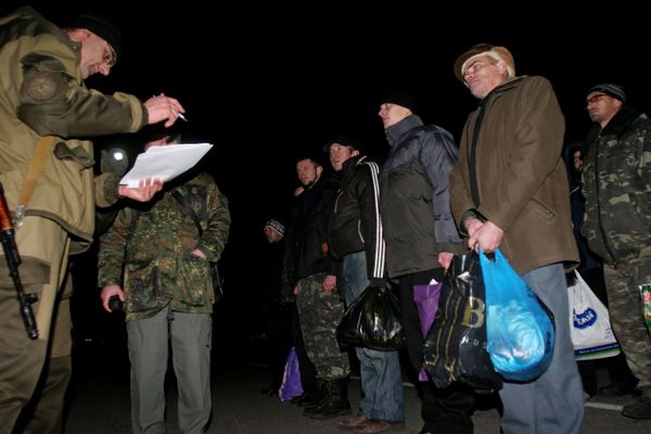 Обмен пленными между ополченцами и силовиками состоялся в пригороде Донецка