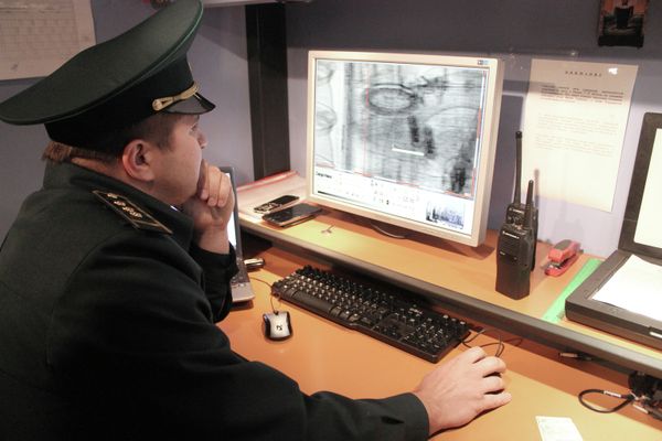 Работа таможни в Армянске