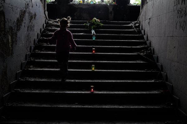 Траурные мероприятия у Дома профсоюзов в Одессе. Траурные мероприятия у Дома профсоюзов в Одессе.