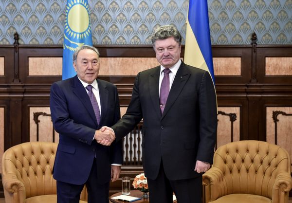 Встреча президента Украины Петра Порошенко и президента Казахстана Нурсултана Назарбаева