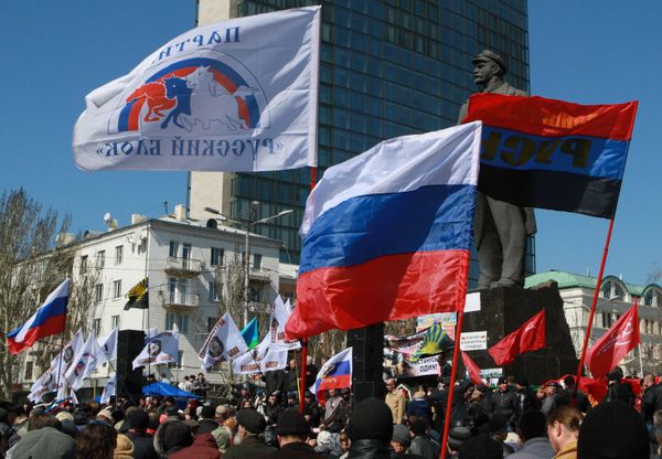 Митинг в Донецке