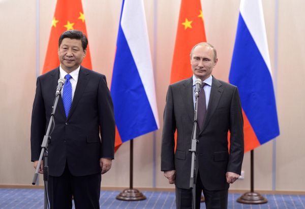 В.Путин встретился с председателем КНР Си Цзиньпином