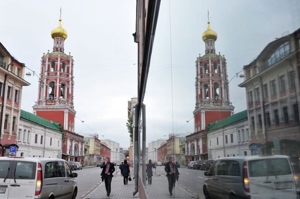500 лет Петровскому храму Высоко-Петровского монастыря 500 лет Петровскому храму Высоко-Петровского монастыря