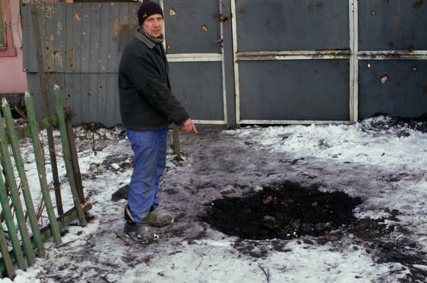 Последствия обстрелов Донецка Последствия обстрелов Донецка