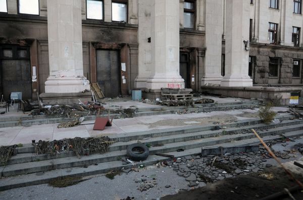 Траурные мероприятия у Дома профсоюзов в Одессе
