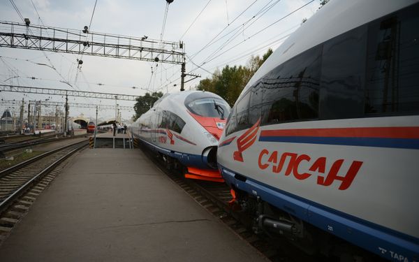 Торжественный запуск первого сдвоенного состава высокоскоростного поезда Сапсан