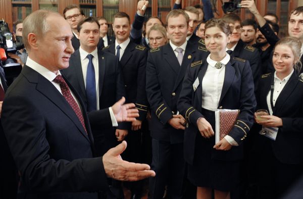 Рабочая поездка президента РФ В.Путина в Санкт-Петербург
