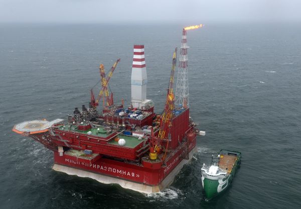 Нефтяная платформа Приразломная Нефтяная платформа Приразломная