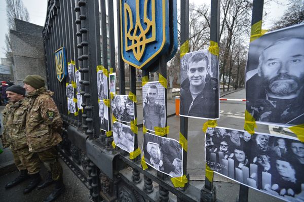 Митинг батальона Айдар у Минобороны Украины Митинг батальона Айдар у Минобороны Украины