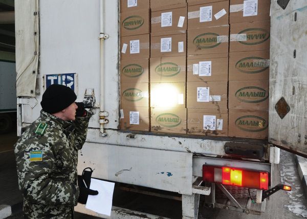 Отправка четырнадцатого гуманитарного конвоя для юго-востока Украины Отправка четырнадцатого гуманитарного конвоя для юго-востока Украины