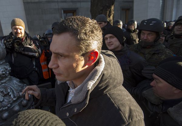 Пикет сторонников евроинтеграции Украины у здания Верховной Рады в Киеве Пикет сторонников евроинтеграции Украины у здания Верховной Рады в Киеве