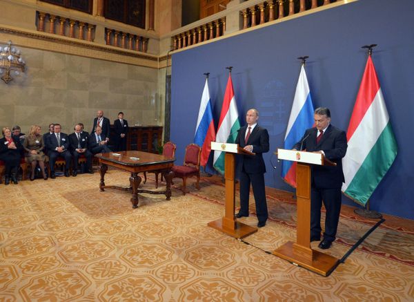 Визит президента РФ В.Путина в Венгрию Визит президента РФ В.Путина в Венгрию