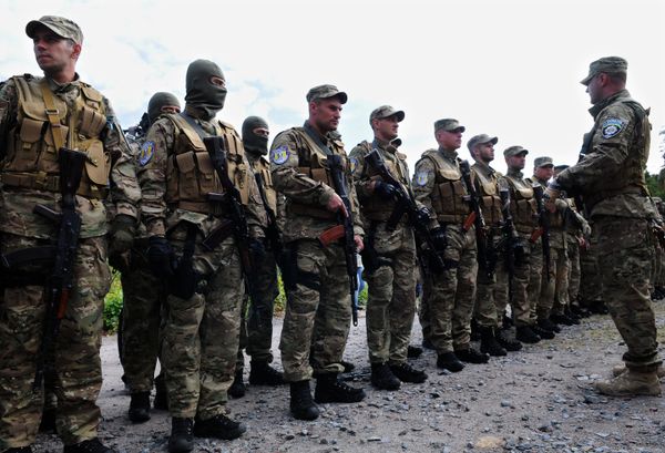 Отправление добровольческого батальона Сич в зону вооруженного конфликта