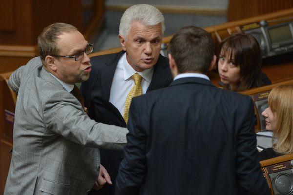 Заседание Верховной рады Украины Заседание Верховной рады Украины
