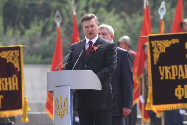 Президент Украины Виктор Янукович на параде Победы в Киеве