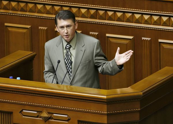 Н. Мельниченко во время выступления в парламенте Украины Н. Мельниченко во время выступления в парламенте Украины