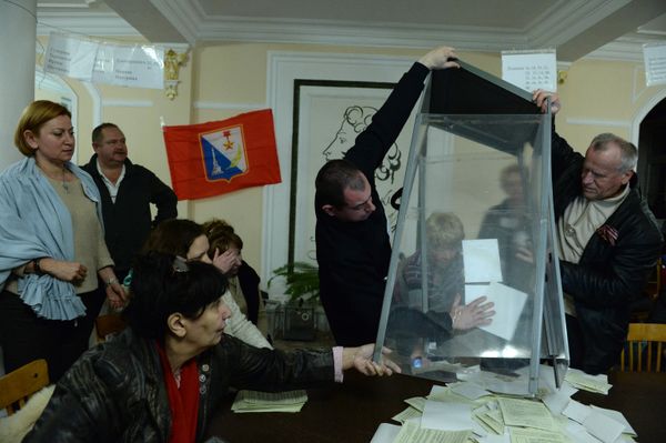 Подсчет голосов по итогам референдума о статусе Крыма