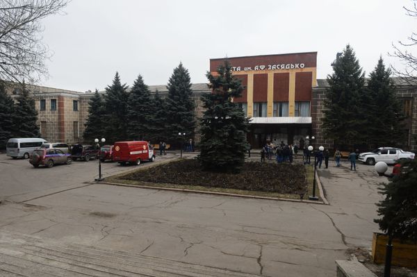 Пострадавшие от взрыва на шахте им. Засядько в Донецке