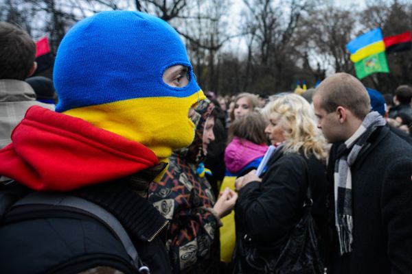 Митинг футбольных фанатов-ультрас в Харькове в поддержку Евромайдана Митинг футбольных фанатов-ультрас в Харькове в поддержку Евромайдана