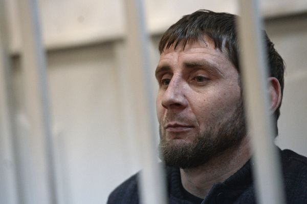 Подозреваемые в убийстве Б.Немцова доставлены в Басманный суд
