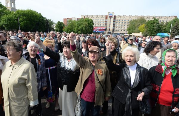 Праздничные мероприятия, посвященные 9 мая в Славянске Праздничные мероприятия, посвященные 9 мая в Славянске