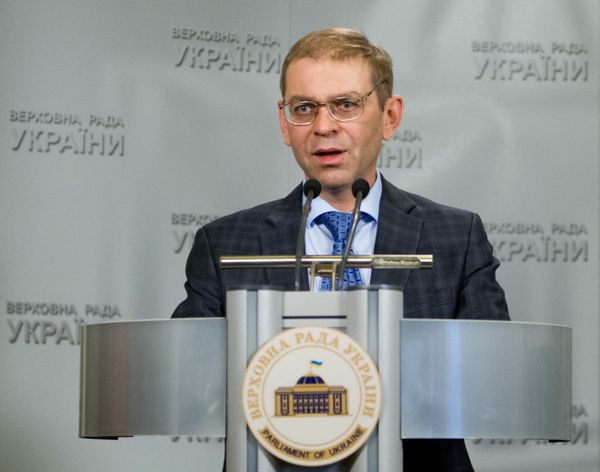 И.о. главы АПУ С.Пашинский