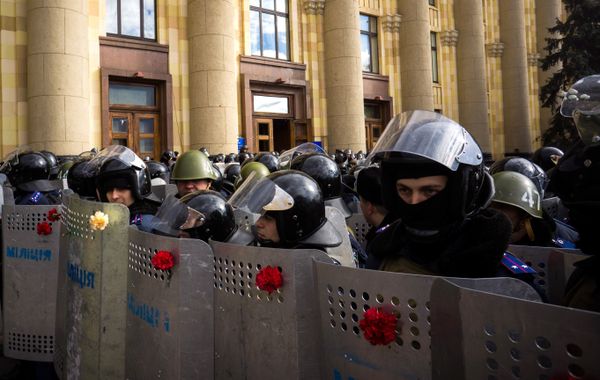 В Харькове прошел митинг в поддержку крымского референдума В Харькове прошел митинг в поддержку крымского референдума