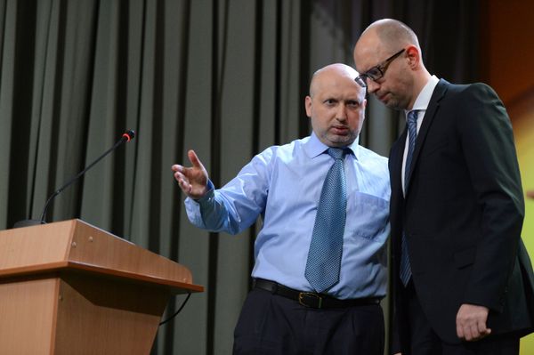 Премьер Украины А.Яценюк и спикер Рады А.Турчинов возглавили новую партию Народный фронт