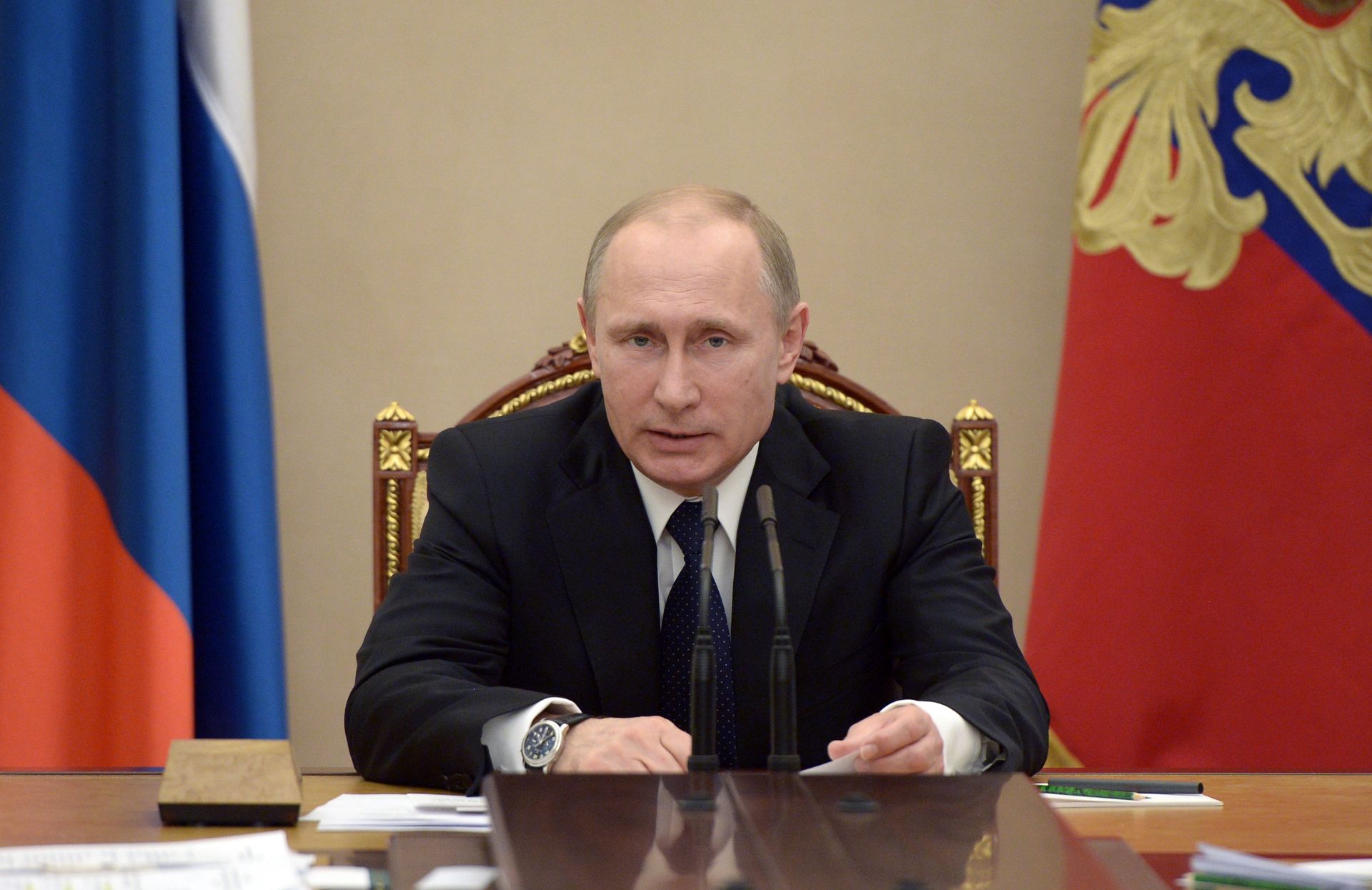 Президент России Владимир Путин провел совещание по вопросам социально-экономического развития Республики Крым и города Севастополя - РИА Новости, 1920, 18.03.2015