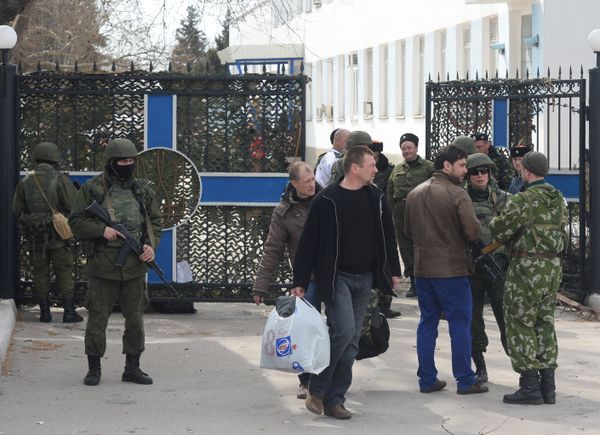 Ситуация у штаба ВМС Украины в Севастополе