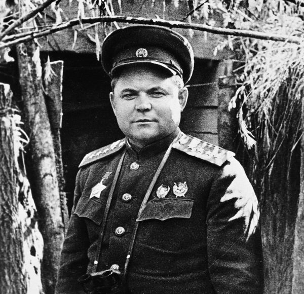 Николай Ватутин Николай Ватутин