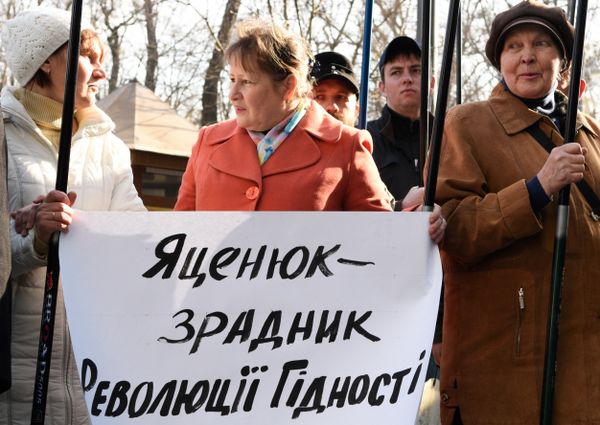 Пикет объединения Свобода у здания кабинета министров Украины