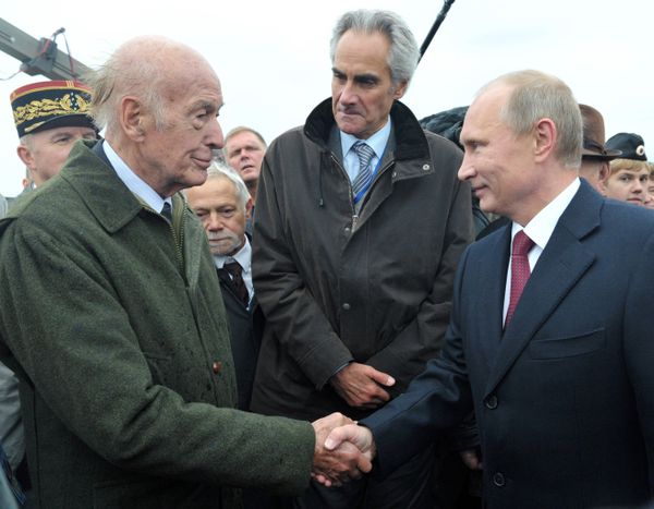 В.Путин принял участие в торжествах, посвященных 200-летию Бородинской битвы В.Путин принял участие в торжествах, посвященных 200-летию Бородинской битвы