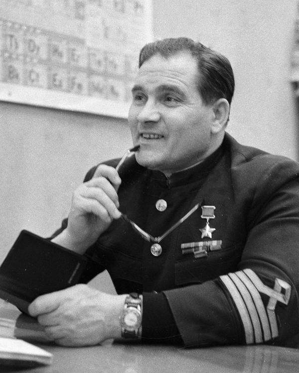 Михаил Девятаев