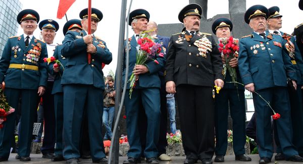 Празднование Дня Победы 9 мая в Донецке