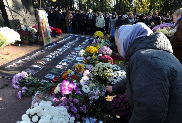 Траурные мероприятия у Дома профсоюзов в Одессе