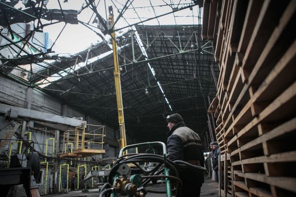 Последствия обстрелов в Донецке