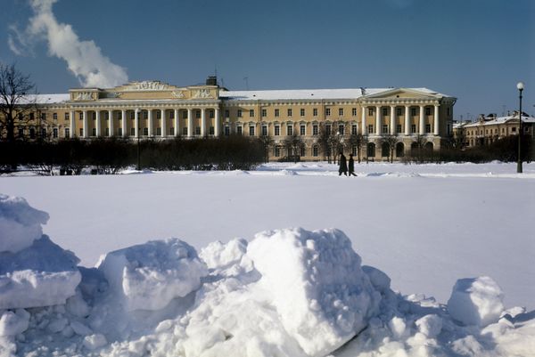 Здание Ленэнерго Здание Ленэнерго