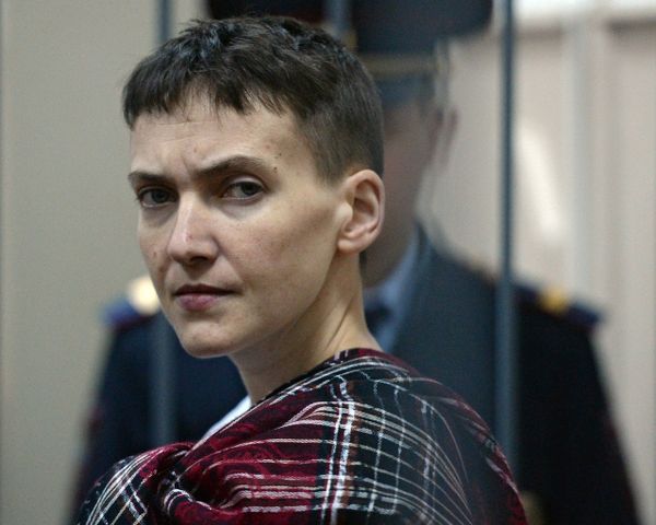 Рассмотрение жалобы на объединение двух уголовных дел против Н.Савченко Рассмотрение жалобы на объединение двух уголовных дел против Н.Савченко