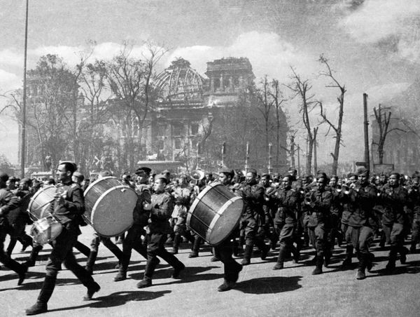 Военный оркестр