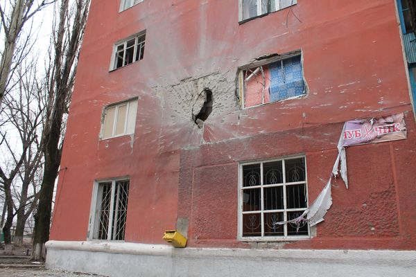 Разрушенные дома в Углегорске
