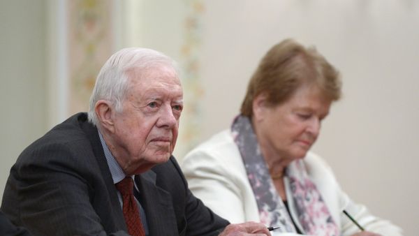 Президент РФ В.Путин принял представителей группы старейшин