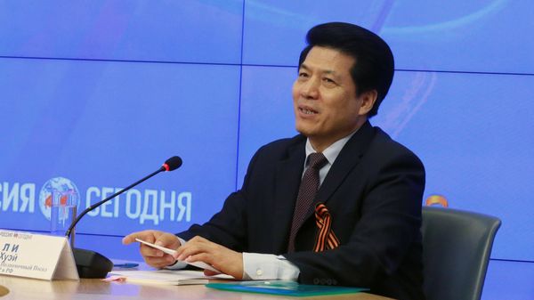 П/к Чрезвычайного и Полномочного Посла Китайской Народной Республики в РФ ЛИ Хуэя П/к Чрезвычайного и Полномочного Посла Китайской Народной Республики в РФ ЛИ Хуэя
