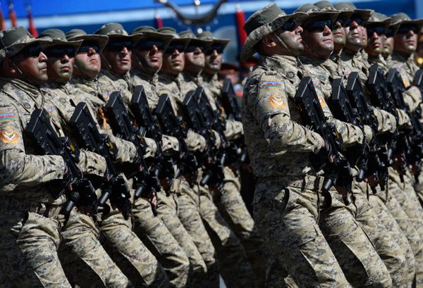 Военный парад в ознаменование 70-летия Победы в Великой Отечественной войне 1941-1945 годов Военный парад в ознаменование 70-летия Победы в Великой Отечественной войне 1941-1945 годов