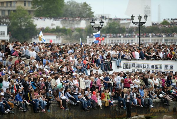 Воздушный парад в Севастополе в честь Дня Победы