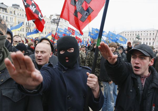 В Киеве состоялся пеший марш за признание бойцов Украинской повстанческой армии (УПА) участниками национального освободительного движения на Украине