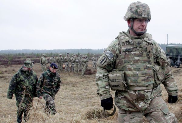 Военные учения НАТО Operation Summer Shield на полигоне Адажи в Латвии