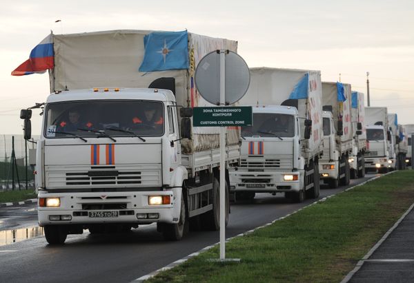 Отправка гуманитарного конвоя для юго-востока Украины