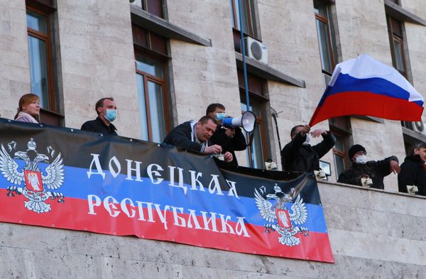 Митинг сторонников референдума о статусе Донецкой области Митинг сторонников референдума о статусе Донецкой области